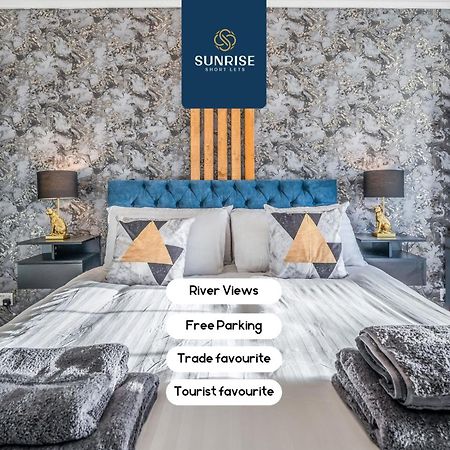 דאנדי Presidential Apartment, Family Home, Luxury Bedrooms, 2 Rooms, 1 King Bed, 2 Single Beds, Free Wifi, Free Parking, Tourists, Business Travelers, Relocation, Beautiful River Views, - Long Stays, Invoice And Reduced Price Are Only Via Sunrise Short Let מראה חיצוני תמונה
