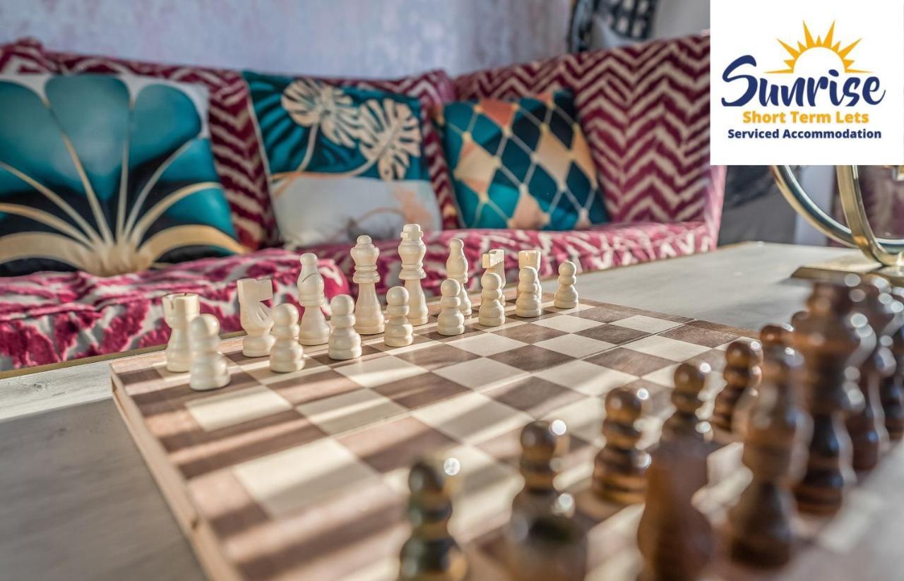 דאנדי Presidential Apartment, Family Home, Luxury Bedrooms, 2 Rooms, 1 King Bed, 2 Single Beds, Free Wifi, Free Parking, Tourists, Business Travelers, Relocation, Beautiful River Views, - Long Stays, Invoice And Reduced Price Are Only Via Sunrise Short Let מראה חיצוני תמונה