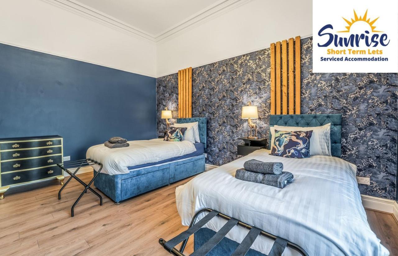 דאנדי Presidential Apartment, Family Home, Luxury Bedrooms, 2 Rooms, 1 King Bed, 2 Single Beds, Free Wifi, Free Parking, Tourists, Business Travelers, Relocation, Beautiful River Views, - Long Stays, Invoice And Reduced Price Are Only Via Sunrise Short Let מראה חיצוני תמונה
