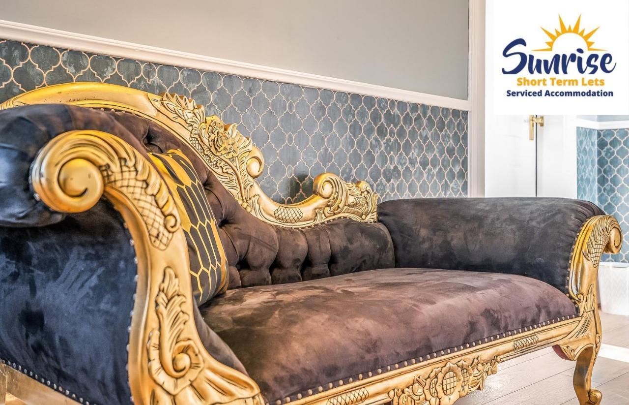 דאנדי Presidential Apartment, Family Home, Luxury Bedrooms, 2 Rooms, 1 King Bed, 2 Single Beds, Free Wifi, Free Parking, Tourists, Business Travelers, Relocation, Beautiful River Views, - Long Stays, Invoice And Reduced Price Are Only Via Sunrise Short Let מראה חיצוני תמונה
