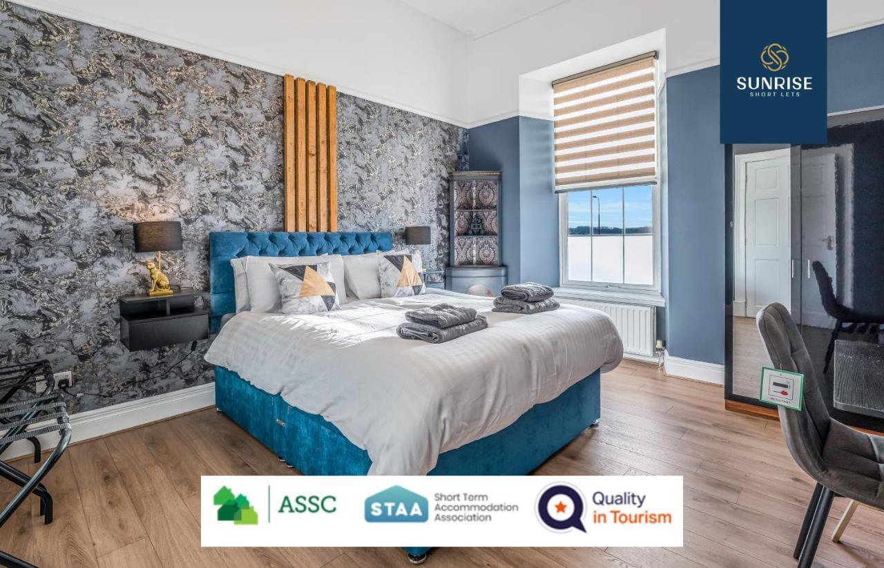 דאנדי Presidential Apartment, Family Home, Luxury Bedrooms, 2 Rooms, 1 King Bed, 2 Single Beds, Free Wifi, Free Parking, Tourists, Business Travelers, Relocation, Beautiful River Views, - Long Stays, Invoice And Reduced Price Are Only Via Sunrise Short Let מראה חיצוני תמונה
